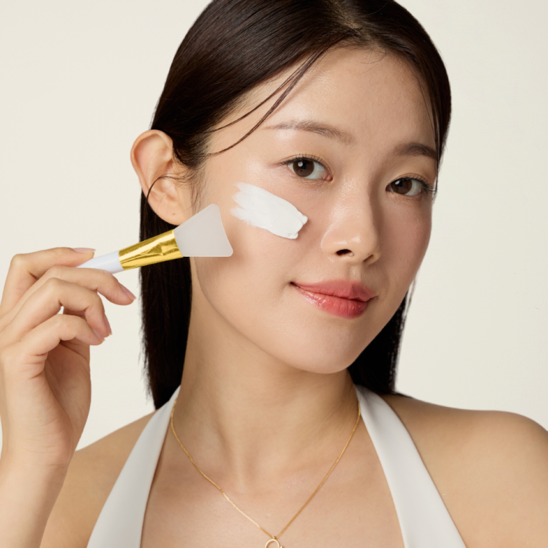 Clear & Glow Enzyme Clay Mask 100ml - SkinCureAsia