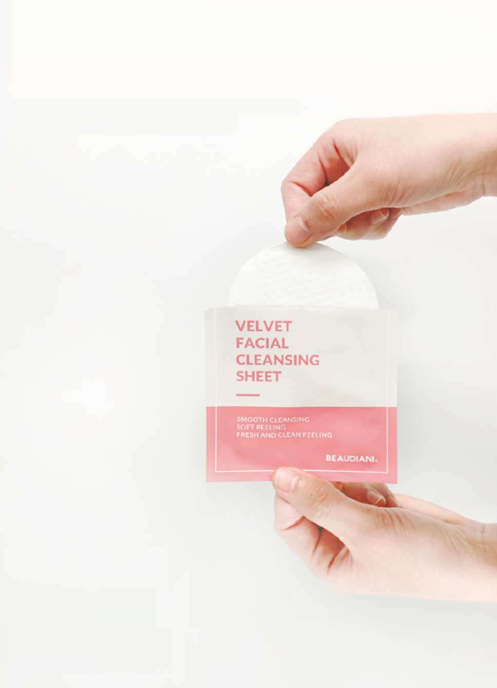 BEAUDIANI - Velvet cleansing sponge